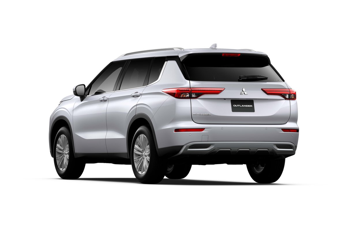 2024 Mitsubishi Outlander LS