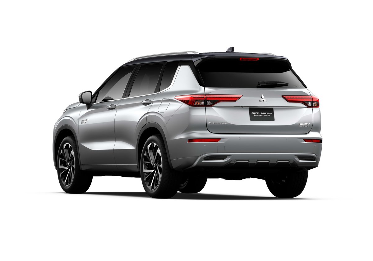 2025 Mitsubishi Outlander PHEV Exceed Tourer