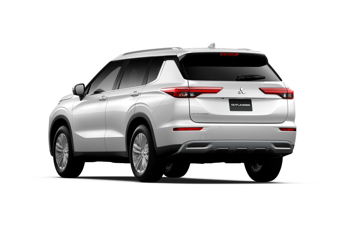 2023 Mitsubishi Outlander LS