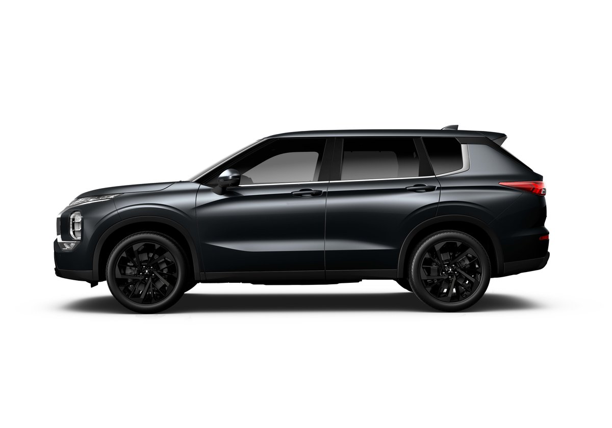 2023 Mitsubishi Outlander Black Edition